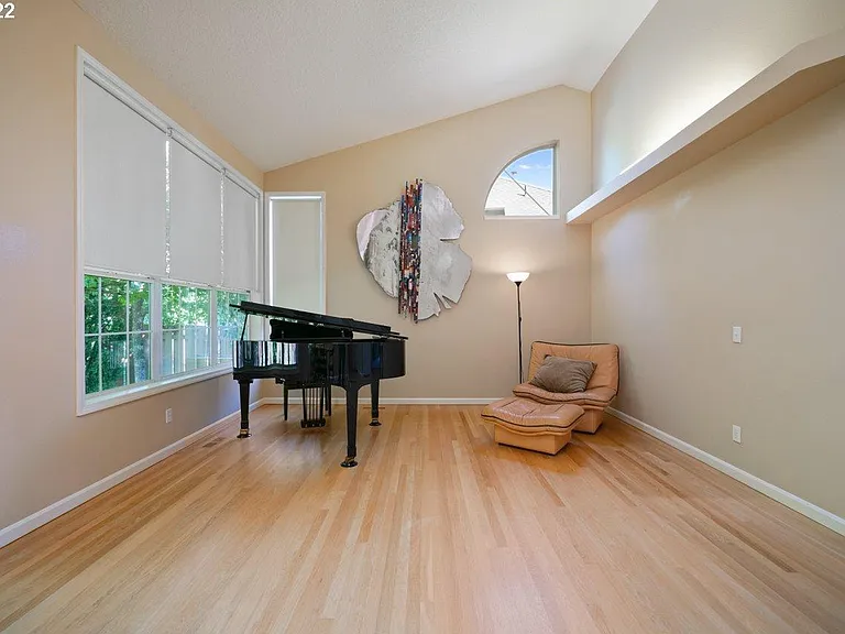 15443 SW Meadowlark Ct — Photo 6