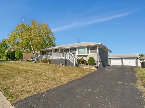 3725 Terrance Ferry Dr, Joliet, IL 60431