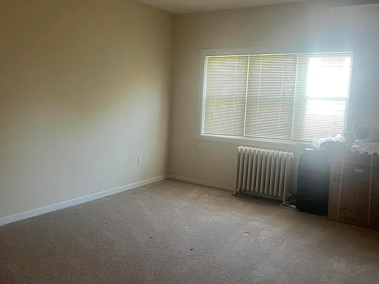 89 Bard Ave — Photo 12
