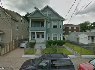 11 Ashton St, Pawtucket, RI 02860