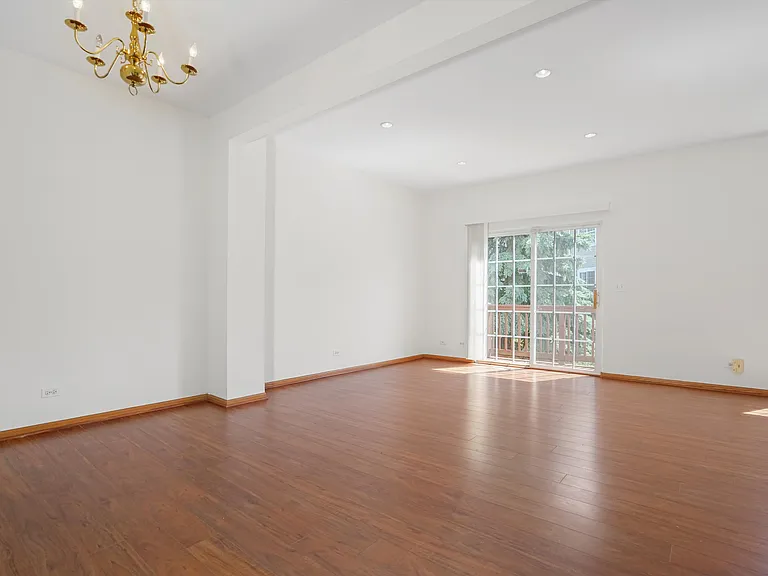 2304 Hudson Cir — Photo 7