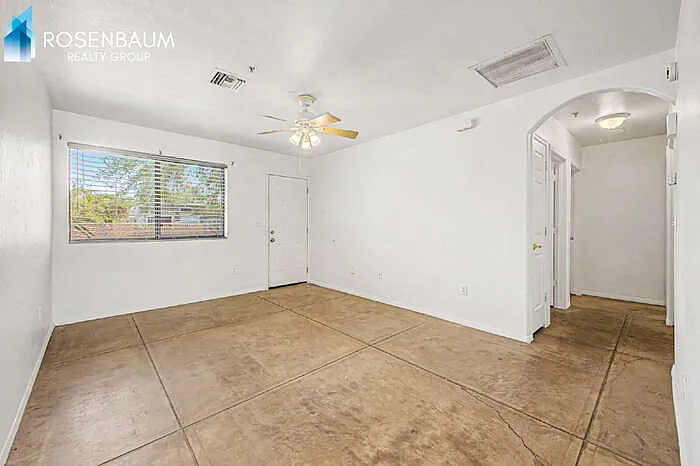 2 bed, 2.0 bath, 890 sqft, $1,350 — Photo 3