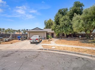 2588 S Sierra Vista Ave, Fresno, CA 93725