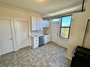 2300 W 23rd St APT 3F, Chicago, IL 60608