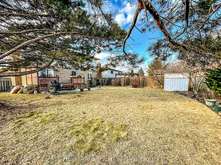 196 Shannon Pl — Photo 25