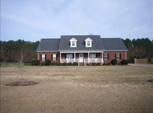 307 Friendswood Dr, Goldsboro, NC 27530