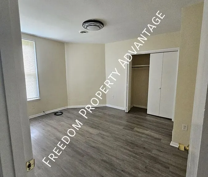 130 Hall Ave #BOTTOM — Photo 16