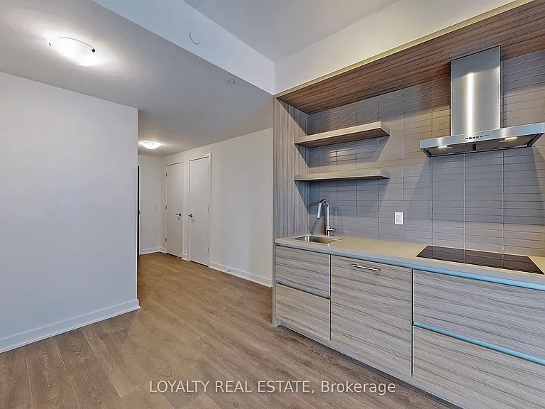 2221 Yonge St #1705 — Photo 7