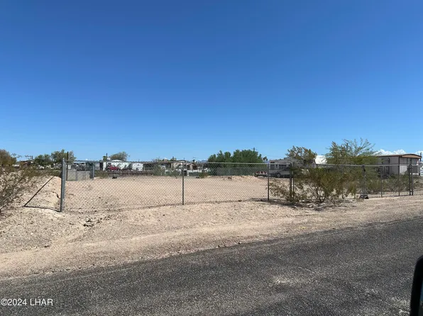 4877 E Island Pl, Topock, AZ 86436