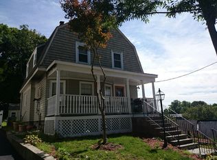 7 Manthorne Rd, West Roxbury, MA 02132