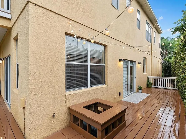 828 Ellwood Ave #J — Photo 31