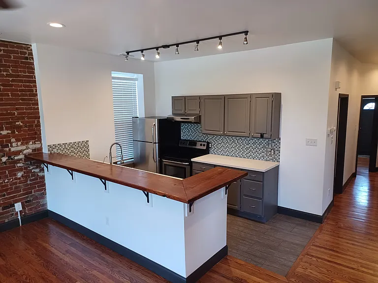4214 Chouteau Ave #2F — Photo 1