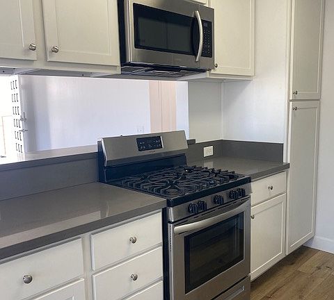 3rd image of 2204 Highland Ave #A
