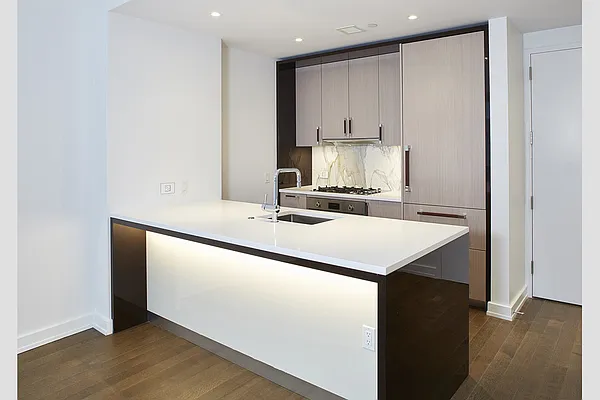 Rented by Stribling | media 24