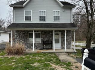 1015 Pine Rd, Baltimore, MD 21221