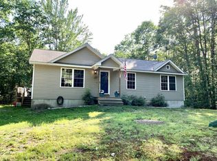 3 Andre Ln, Kennebunk, ME 04043