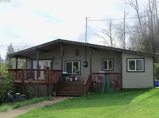 1174 Criteser Loop, Toledo, OR 97391