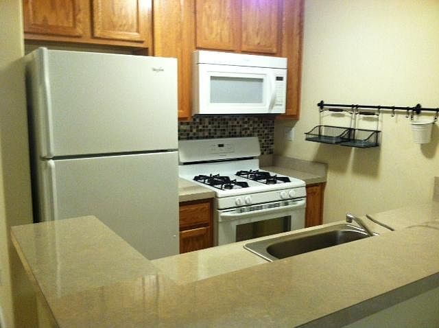 1st image of 172 White Sands Way