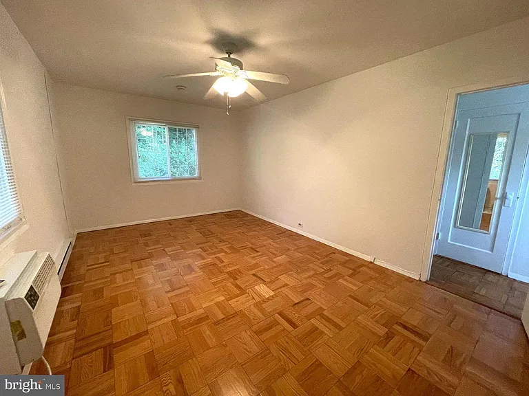 1643 Preston Rd — Photo 11