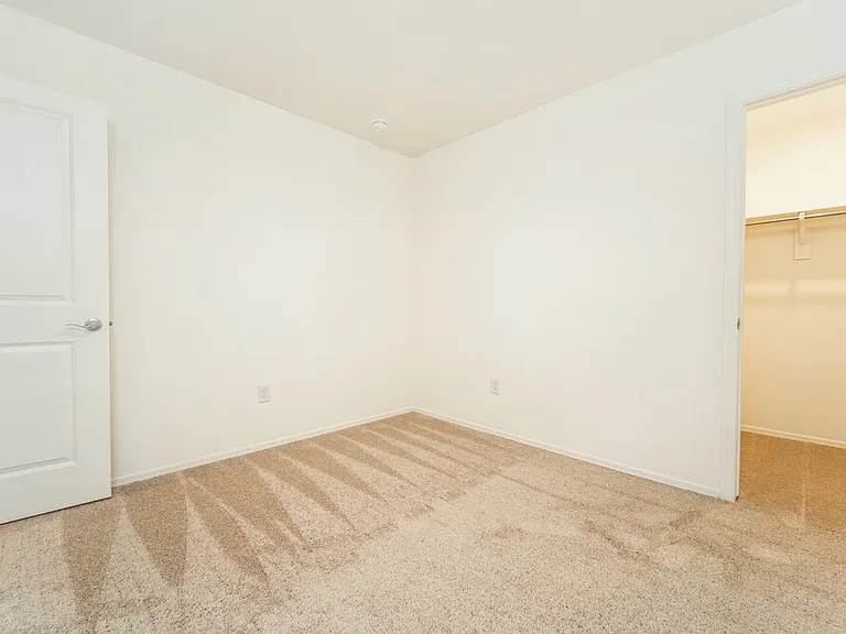 12835 N Peony Dr — Photo 13