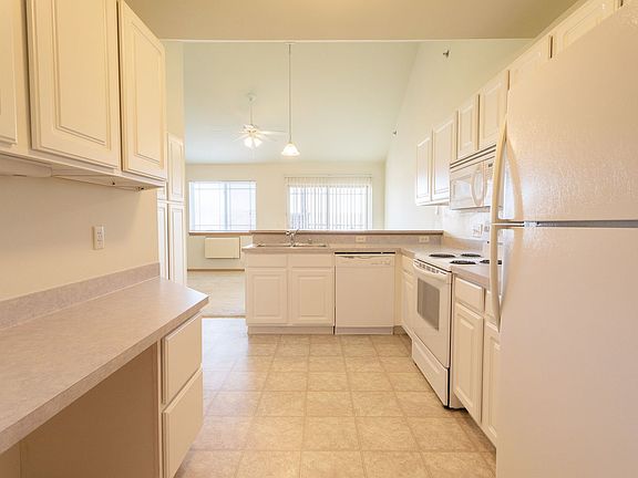 3rd image of 321 Meadowside Dr #202-306