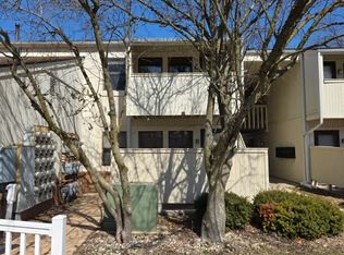 204 N 1st St #204, Kentland, IN