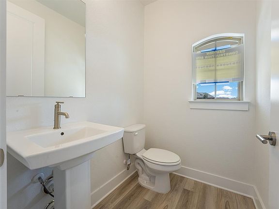 4th image of 465 Biscayne Bay Bnd