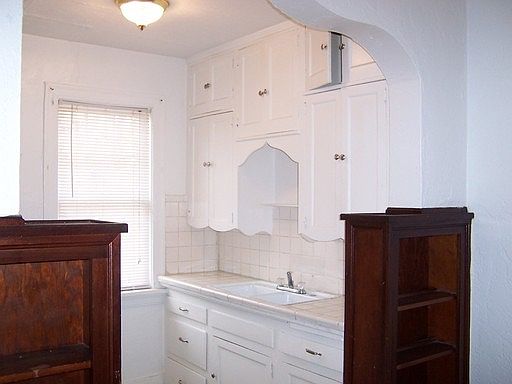 4th image of 1718 N Indiana Ave APT 7