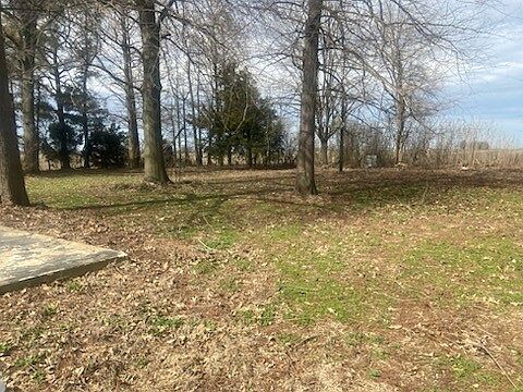 2nd image of 738 E County Road 246