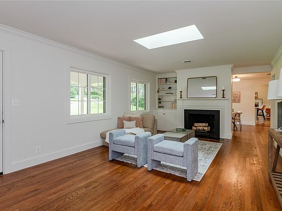 4th image of 674 Garden Rd