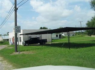 205 S Smith Ave, Hebbronville, TX 78361