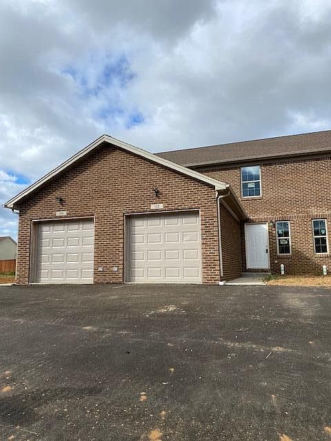 2nd image of 104 Gray Hawk Dr