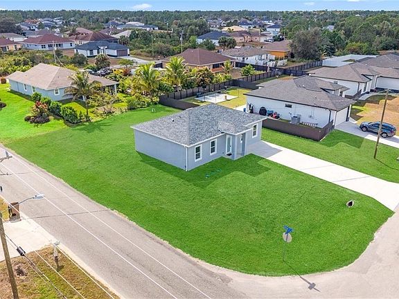 5th image of 2501 26th St W