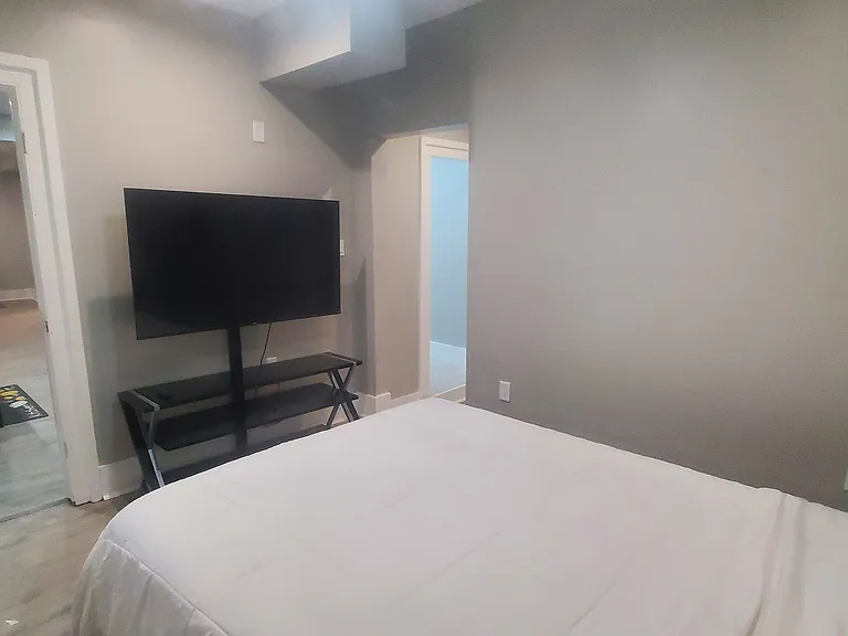 419 Hinton St #1 — Photo 17