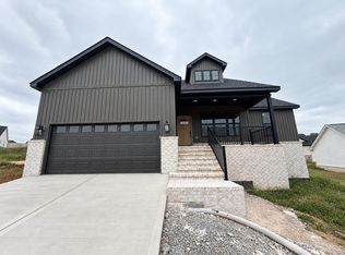 317 Krauss Dr, Nicholasville, KY 40356