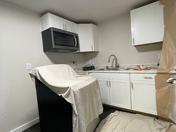 3rd image of 307 E Good St #B