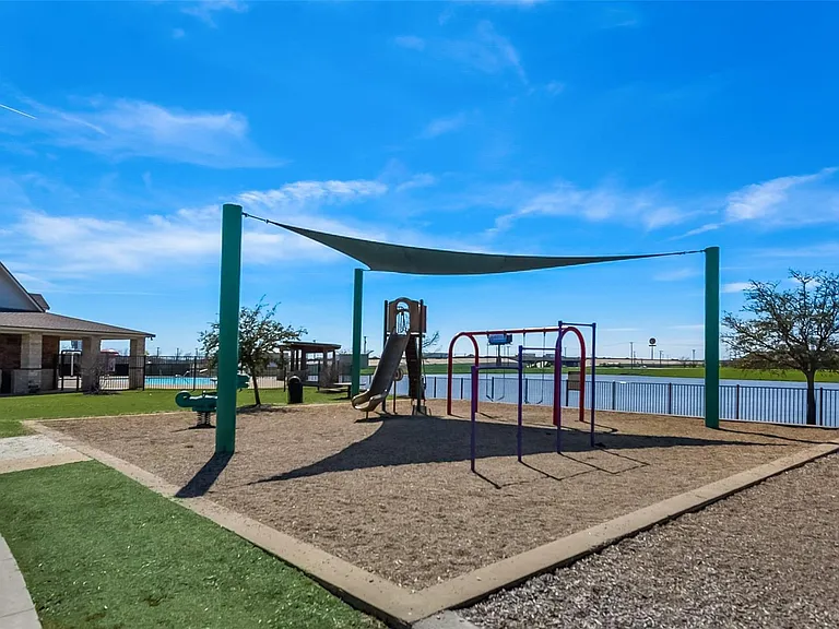 1300 Land Oak Rd — Photo 23