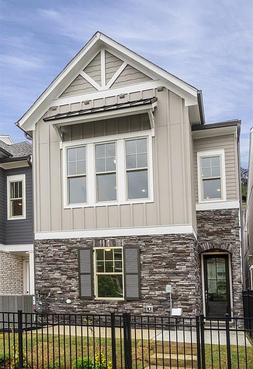1st image of 1017 Kirkland Cir SE