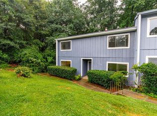 933 Pine Oak Trl, Austell, GA 30168