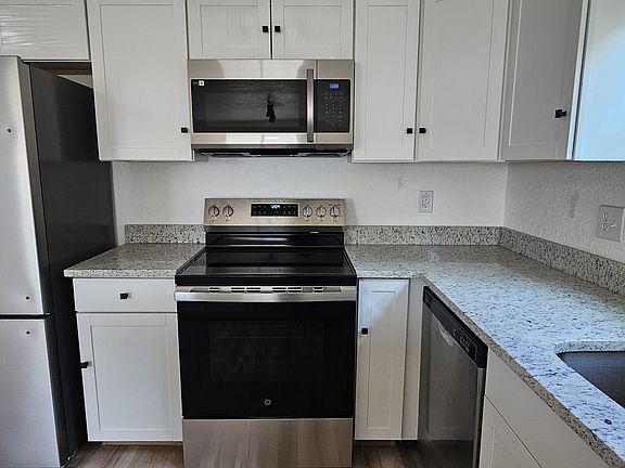 2nd image of 1742 Palo Verde Ave