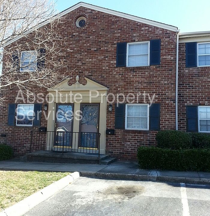 1st image of 2530 E North St Unit 9B