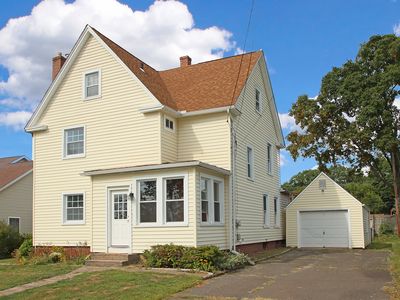 24 Harrington Street, Meriden, CT, 06451