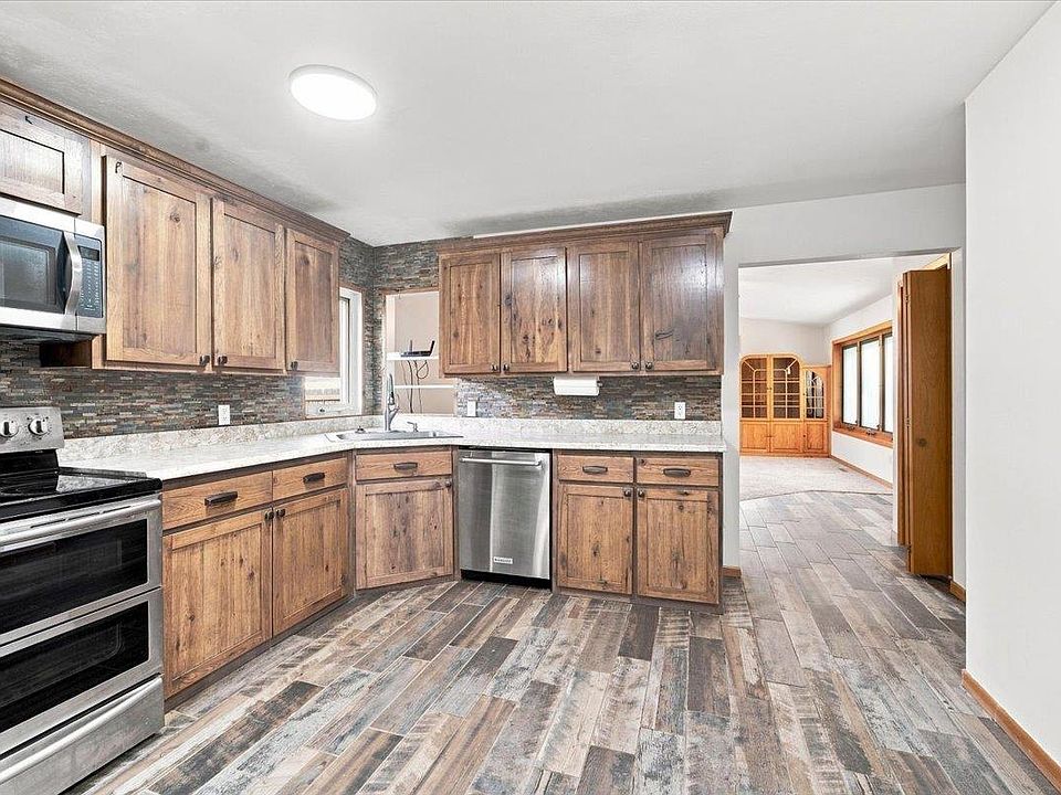 1st image of 501 Park Ln