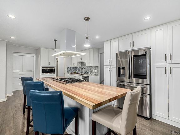 5th image of 4725 Quay Street