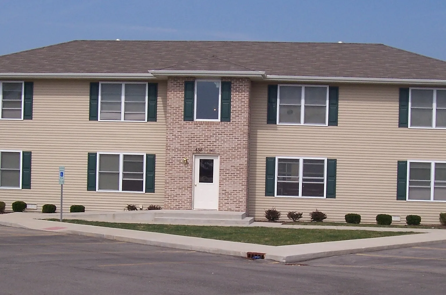 2 bed, 871 sqft, $1,400 — Photo 4