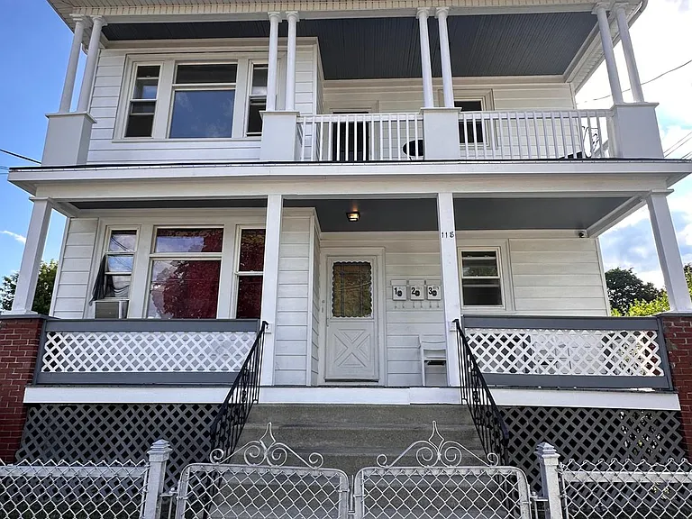 118 Power Rd — Photo 3
