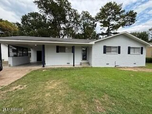 2006 Country Club Dr, Yazoo City, MS 39194