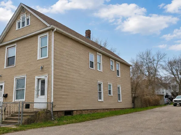 2713 W 3rd St, Duluth, MN 55806
