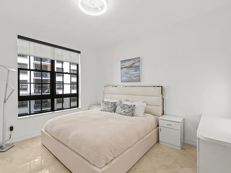 701 S Olive Ave #1014 — Photo 6