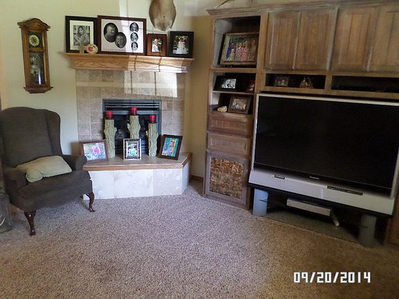 5th image of 10 Dewey Dr